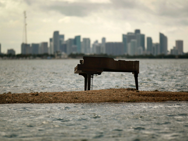 Piano Island