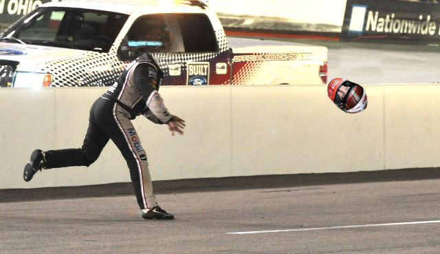 Tony Stewart Throws Helmet Head Tony Stewart, Tony Stewart Throws his Helmet at Matt Kenseth, Bristol Motor Speedway, funny pictures of NASCAR Drivers, funny pictures of Tony Stewart, Smoke,