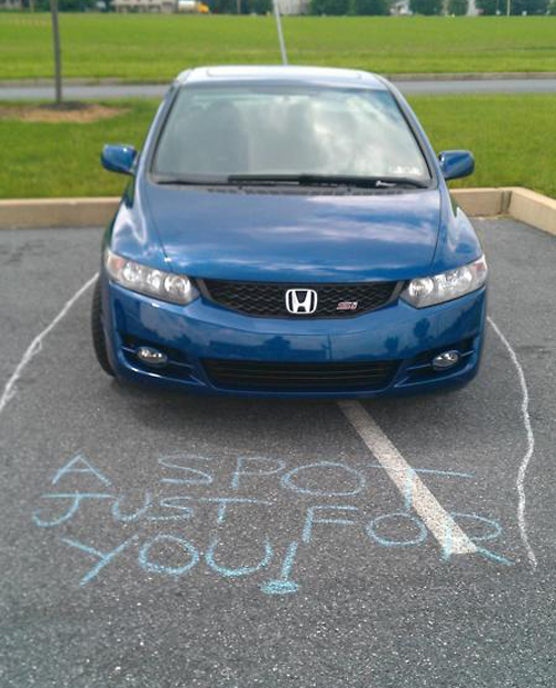 Funny-Pictures-Parking-space.jpg