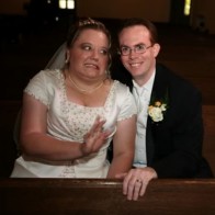 Worst Wedding Pics, Funny Wedding Photos, bad wedding pictures, wedding photography ideas, elegant weddings, beautiful wedding ideas, ugly wedding dresses, awkward family photos photobombs stupid humor pic dump ellen bridesmaid planning Funny faced bride