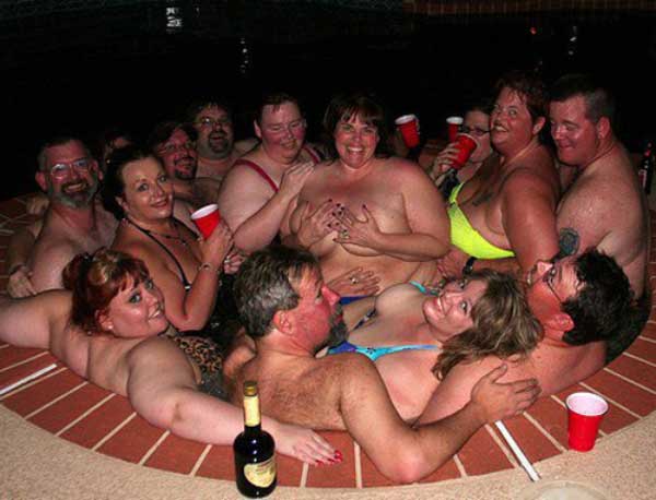 fat naked couples people in hot tub