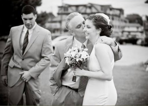 Bad Wedding Photos: 7 More of the Awkwardly Funny - Team Jimmy Joe