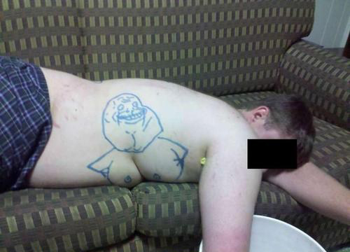 Bilderesultat for funny boobs