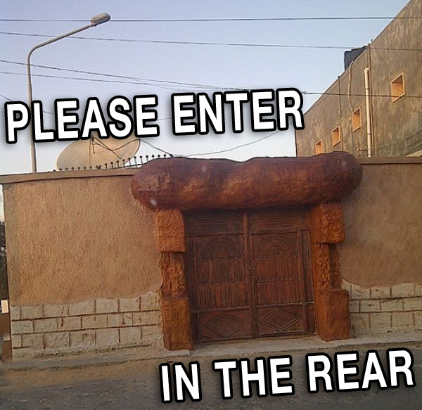 Me Rear Enter Funny Pictures: 18 Crazy LOL WTFs | Team Jimmy Joe