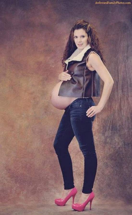 22 Funny Pregnancy Photos That Might Make You Go Sterile | Team Jimmy Joe