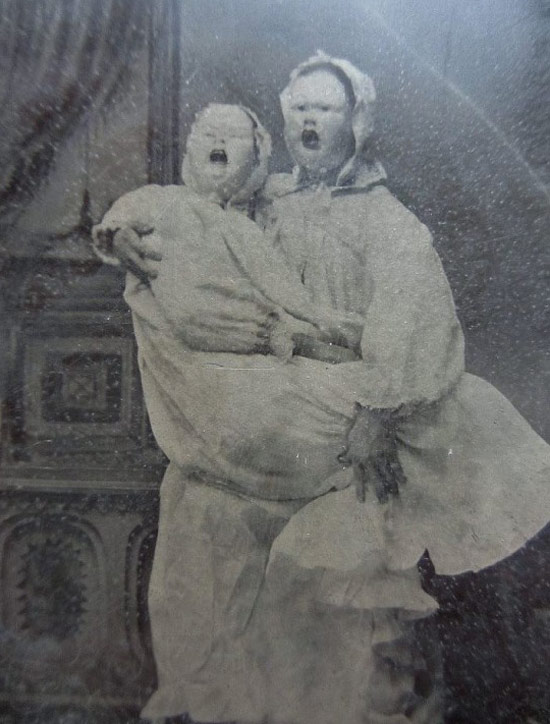 Creepy Old Vintage Photos~ dead sisters in scary masks portrait