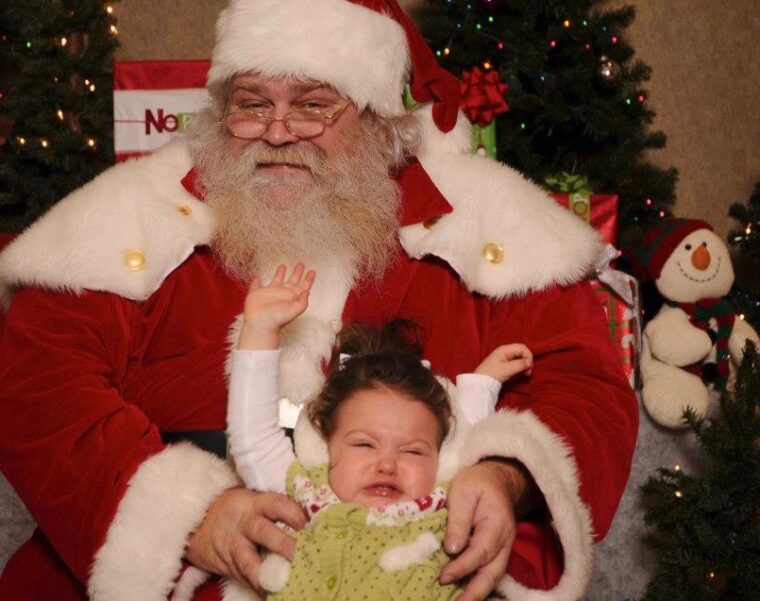 Bilderesultat for creepy santa